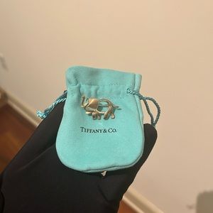 TIFFANY & CO. elephant brooch in sterling silver